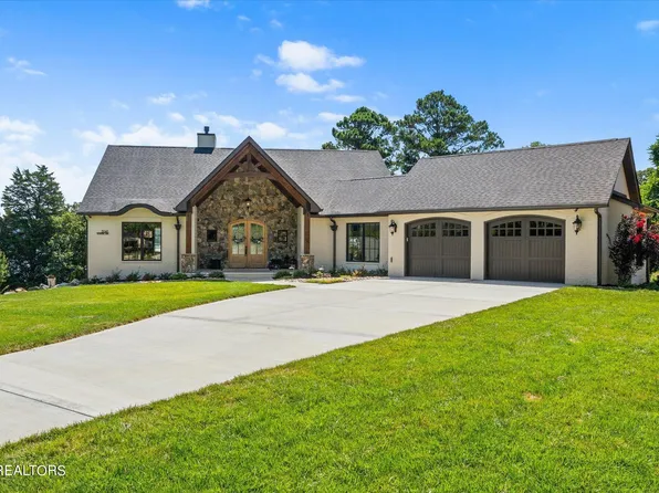 5141 Scenic Dr, Lenoir City, TN 37772