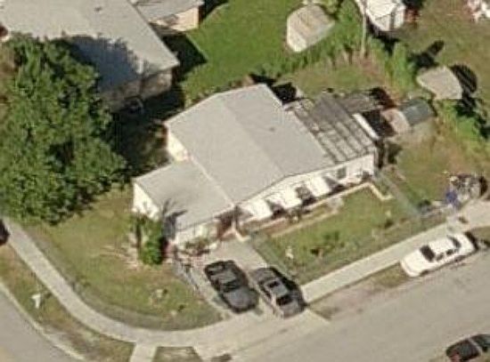1st image of 2601 SW 33rd Dr