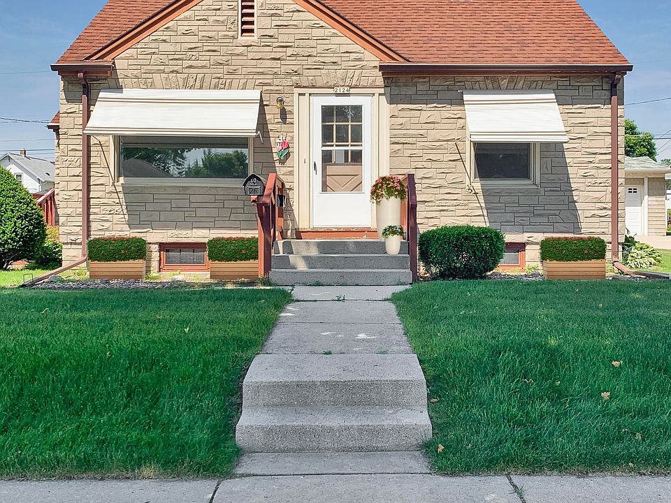 2nd image of 2124 N 20th St