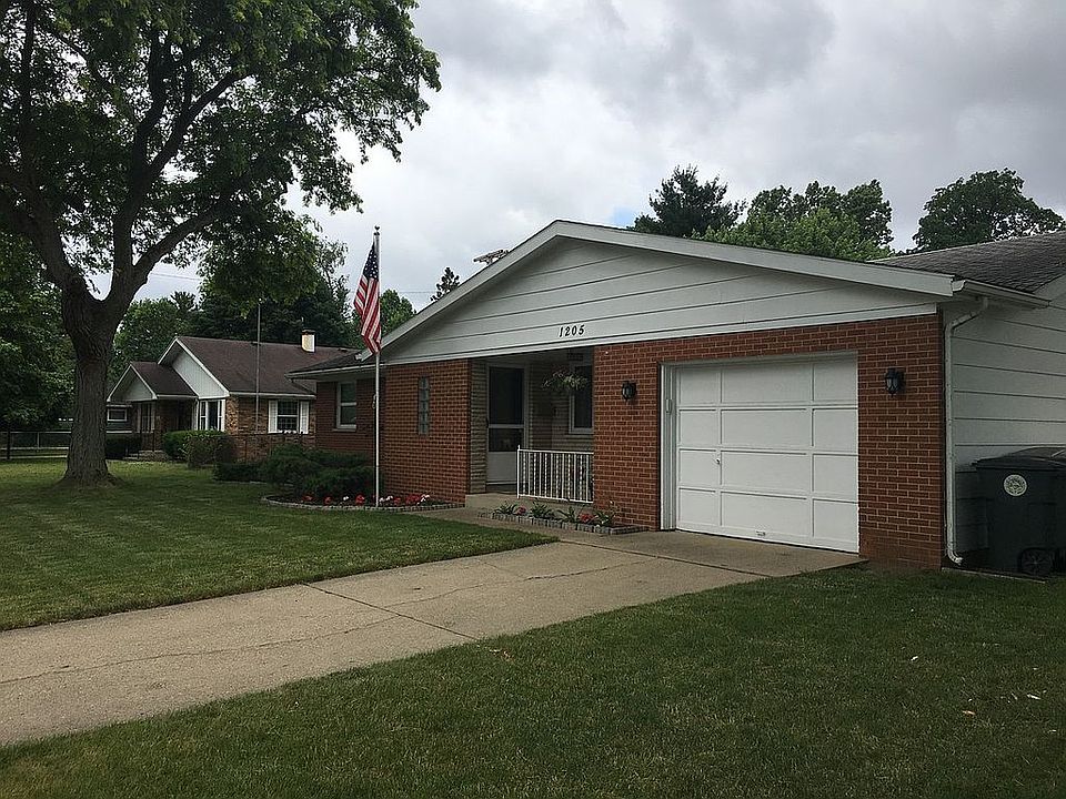 1st image of 1205 N Ironwood Dr