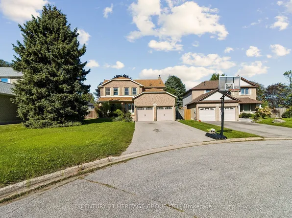 117 McCauley Ct, Newmarket, ON L3Y 7W2