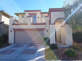 769 Feather Ridge Dr, Henderson, NV 89052