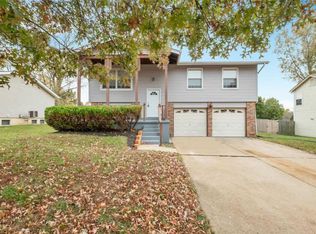 5188 Edgemere Dr, Florissant, MO 63033
