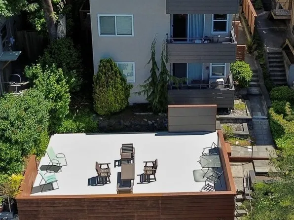 2366 E Yale Avenue E, Seattle, WA 98102