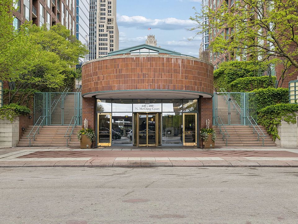 1st image of 440 N McClurg Ct APT 402-S