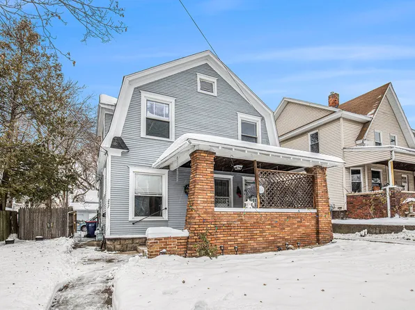 247 Sweet St NE #2, Grand Rapids, MI 49505