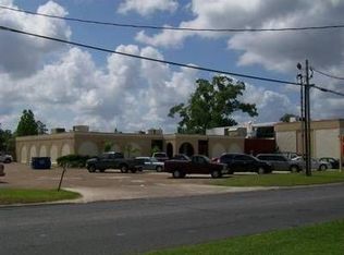 4324 Lake St, Lake Charles, LA 70605