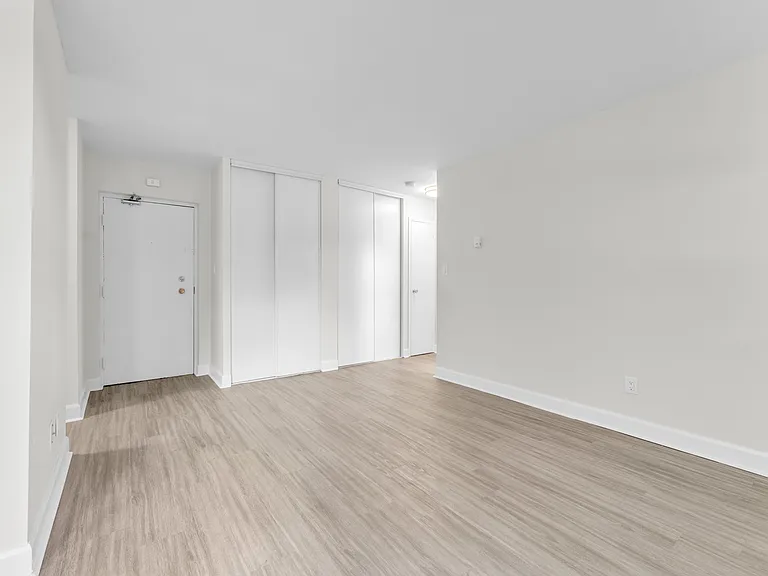 480 Canatara Ct — Photo 11