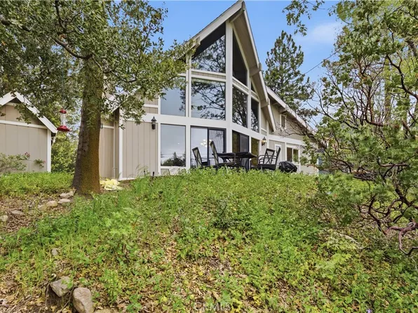 1170 Klondike Dr, Lake Arrowhead, CA 92352