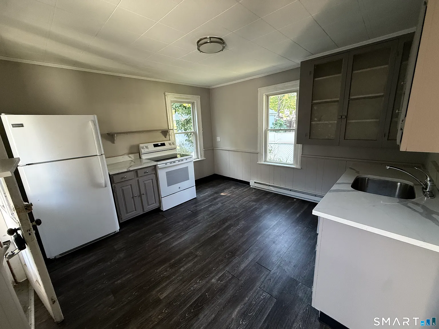 1 bed, 1.0 bath, 950 sqft, $1,395 — Photo 3