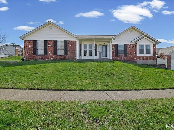 4th image of 804 Shady Ridge Ct