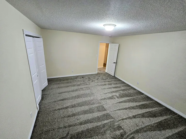 1206 Downey St — Photo 16