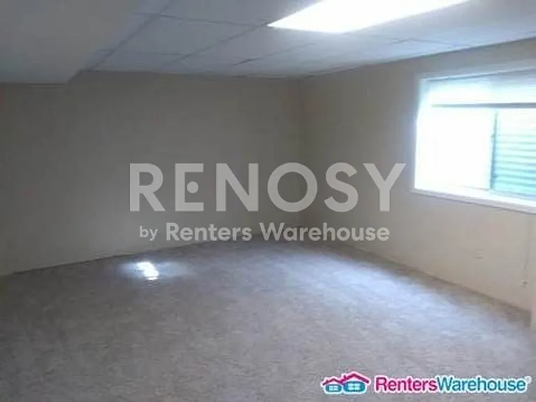 11470 Jay St — Photo 14
