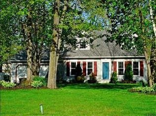 27 Birch Glen Dr, Waterford, NY 12188