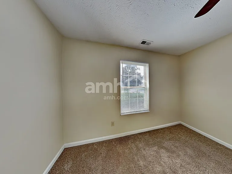 17023 Puntledge Dr — Photo 15