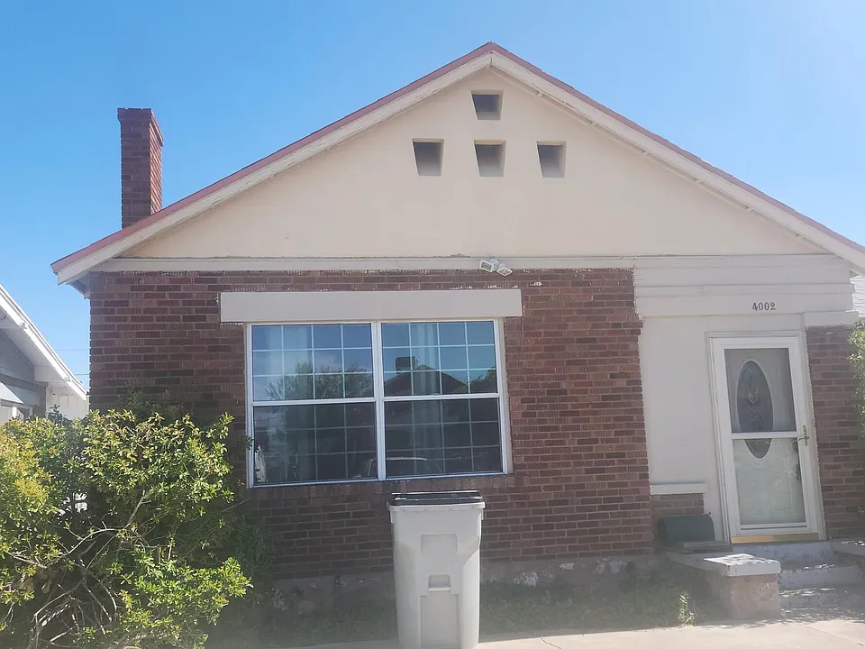 4002 Hueco Ave