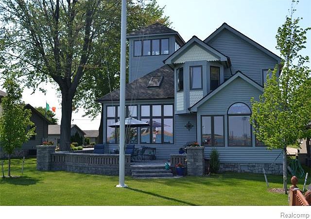 1st image of 4665 Green Dr
