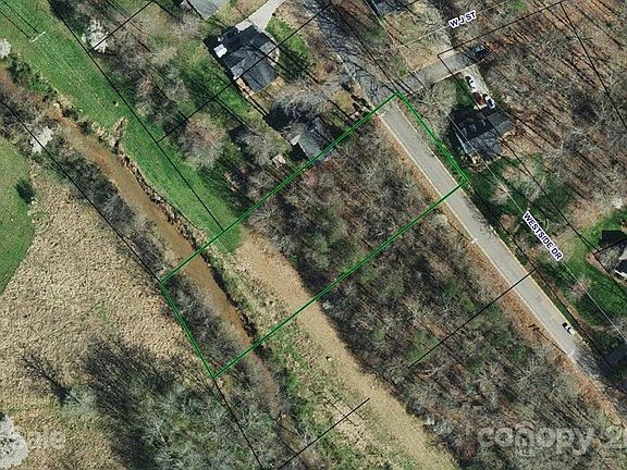 4th image of 908 Westside Dr