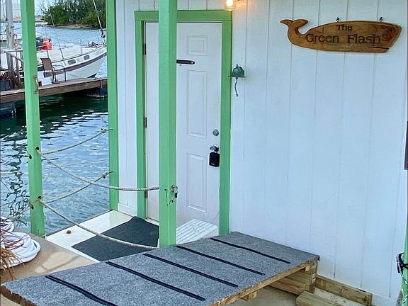 2nd image of 7025 Shrimp Road