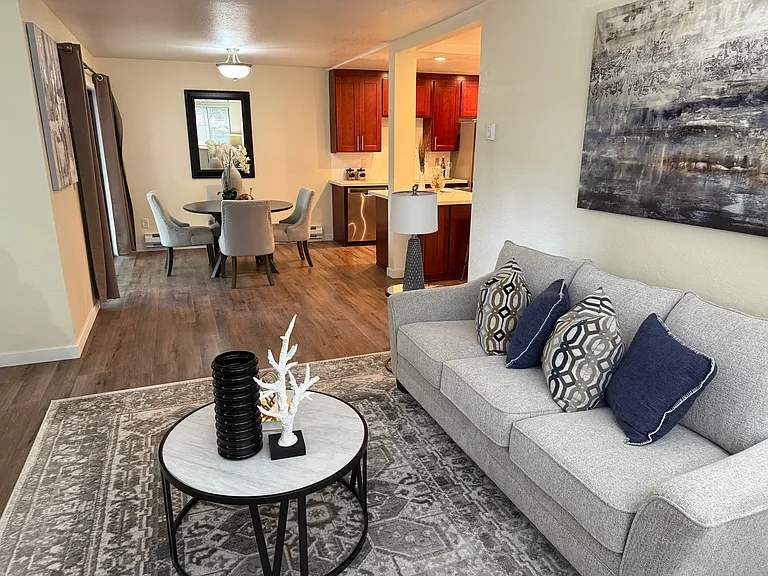 9512 1st Ave NE #2B1B — Photo 12