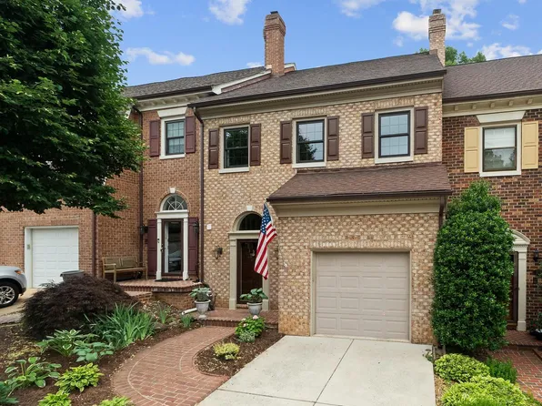 6358 Brampton Ct, Alexandria, VA 22304