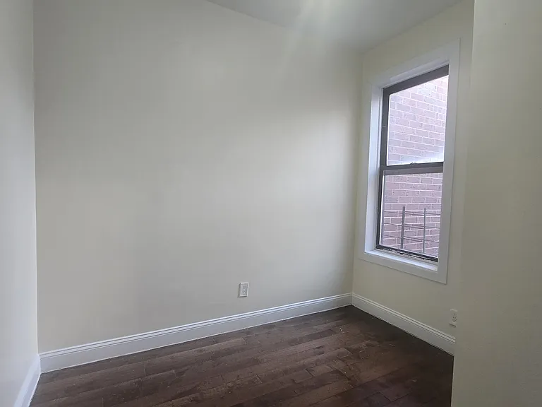 1469 5th Ave #27 — Photo 6
