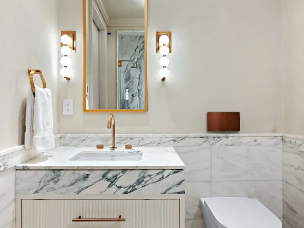 30 Front Street image 23 of 44