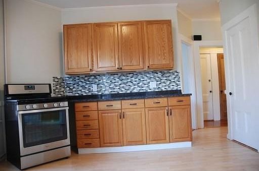 5th image of 177 Charles St #1