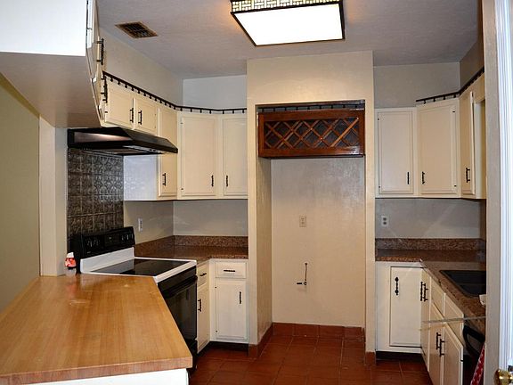 3rd image of 13070 NE 41st Ter