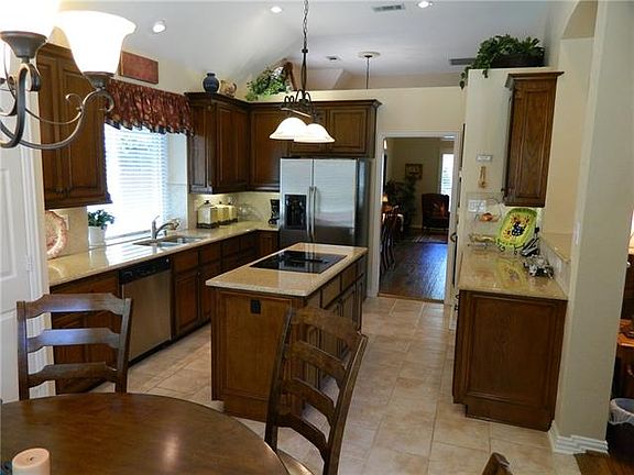 2nd image of 2620 Barrington Dr