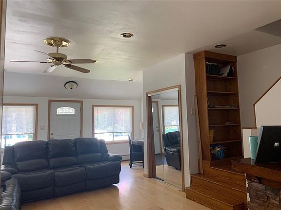 4th image of 70 Glover St