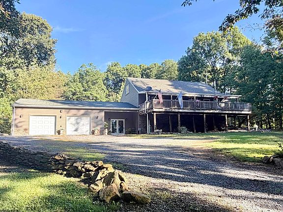 3rd image of 166 Tom Turner Rd