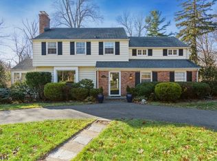 331 Tanager Way, Mountainside, NJ 07092