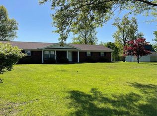 1710 Thoele Rd, Saint Peters, MO 63376