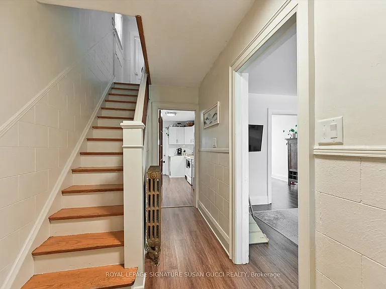 31 Lesmount Ave — Photo 4