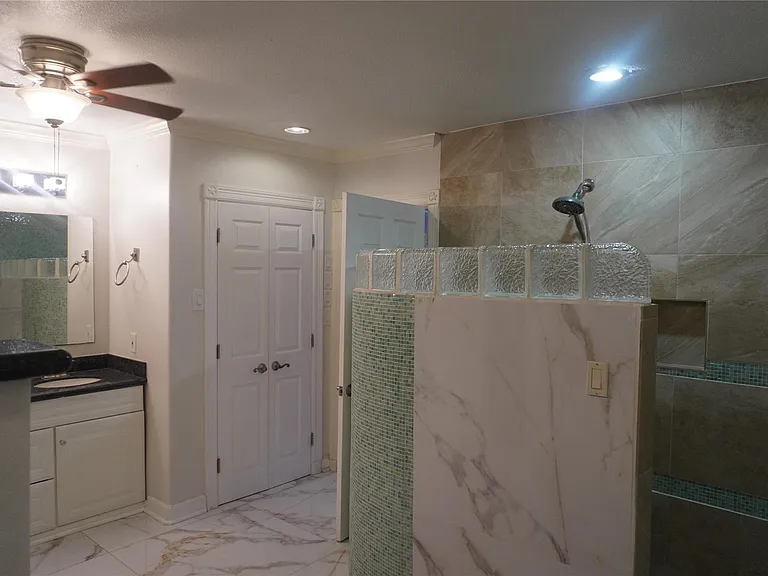 7506 Dearborn St — Photo 11