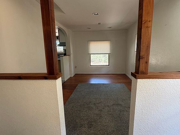 3rd image of 2036 Baseline Rd
