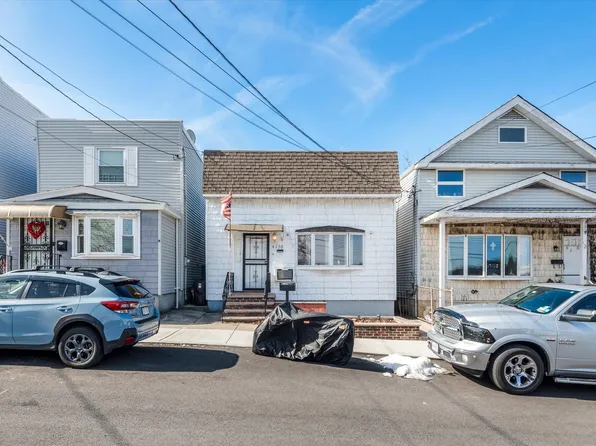 8258 89th Street, Glendale, NY 11385