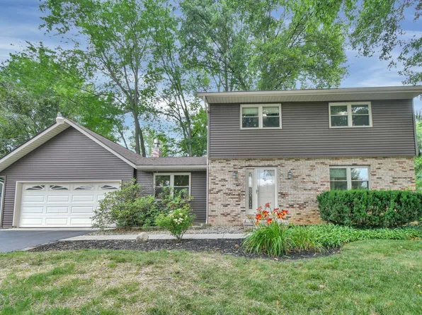 10 Aster Ct SW, Etna, OH 43062