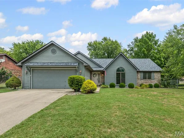 216 Brian Dr, Swansea, IL 62226