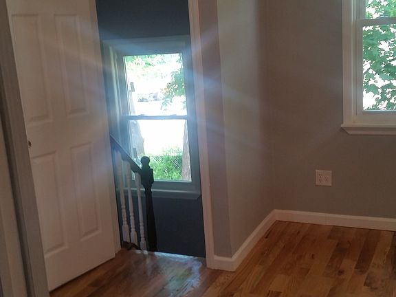 2nd image of 17305 107th Ave
