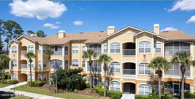 1st image of 285 OLD VILLAGE CENTER Circle #5208