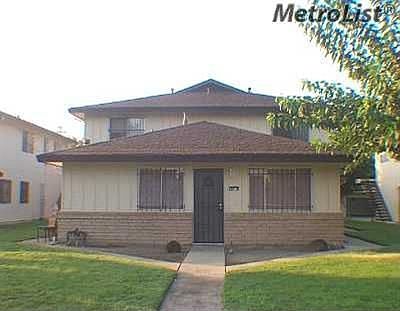 1st image of 2916 Peachtree Dr Unit 4