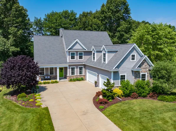 6742 Veronica St, Kalamazoo, MI 49009