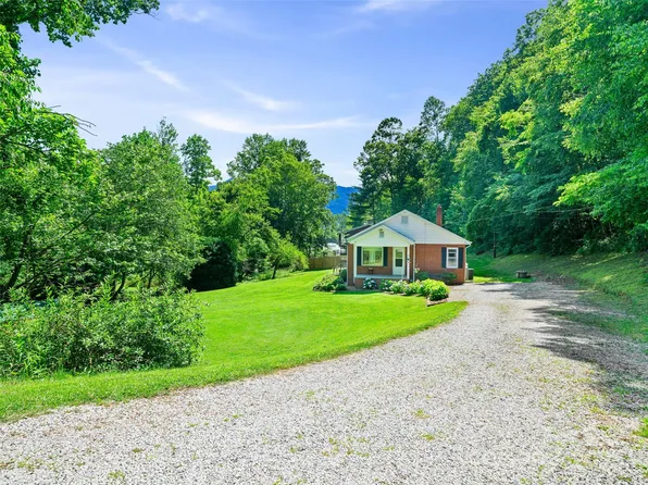 43 Jarrett Rd, Bakersville, NC 28705