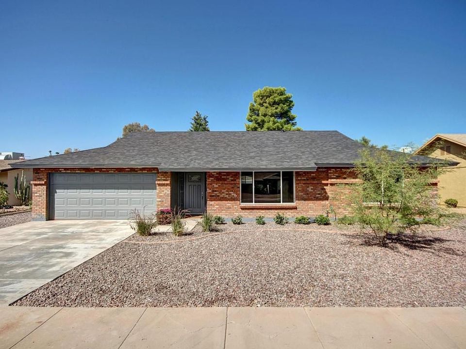 1st image of 2628 S Brooks Cir