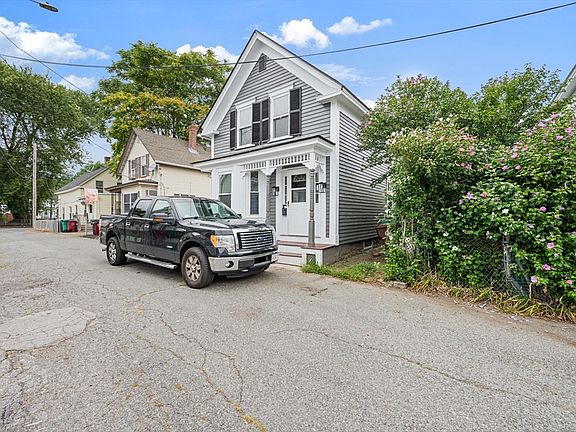 3rd image of 4 Pollard Ave