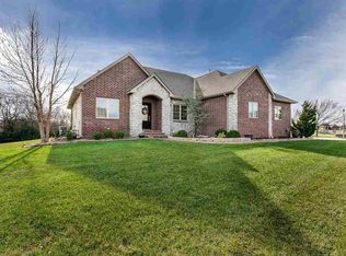 1809 E Elk Ridge Ave, Goddard, KS 67052