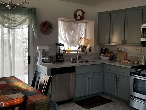 5th image of 1440 Blushing Bride St