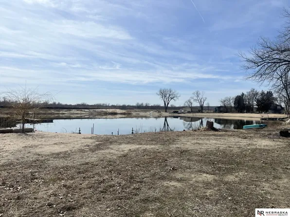 1806 Park Cir, Bellevue, NE 68123